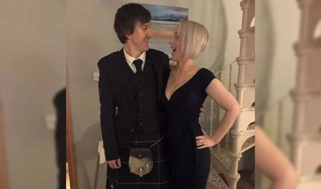 'İnterneti kıran elbise' akımını başlatmıştı! Çok ciddi suçlarla karşı karşıya