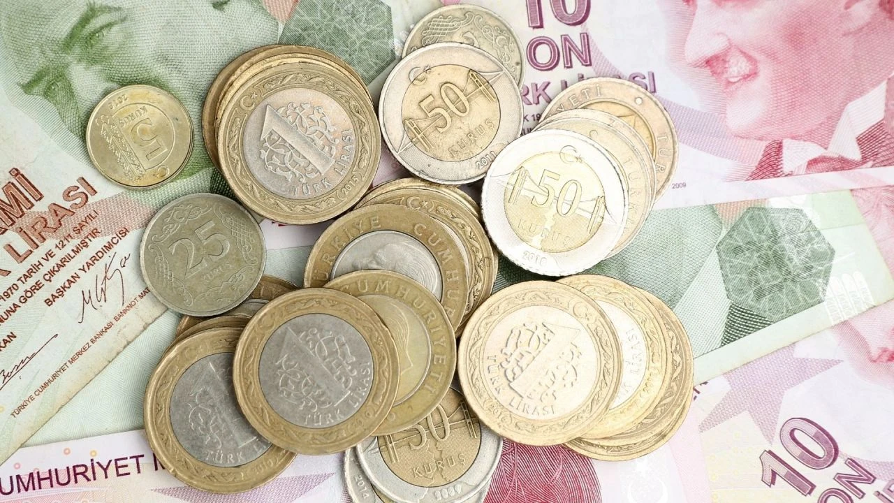 Sosyal Güvenlik Başuzmanı İsa Karakaş'tan asgari ücrete ara zam kulisi! Eylül ayını işaret etti