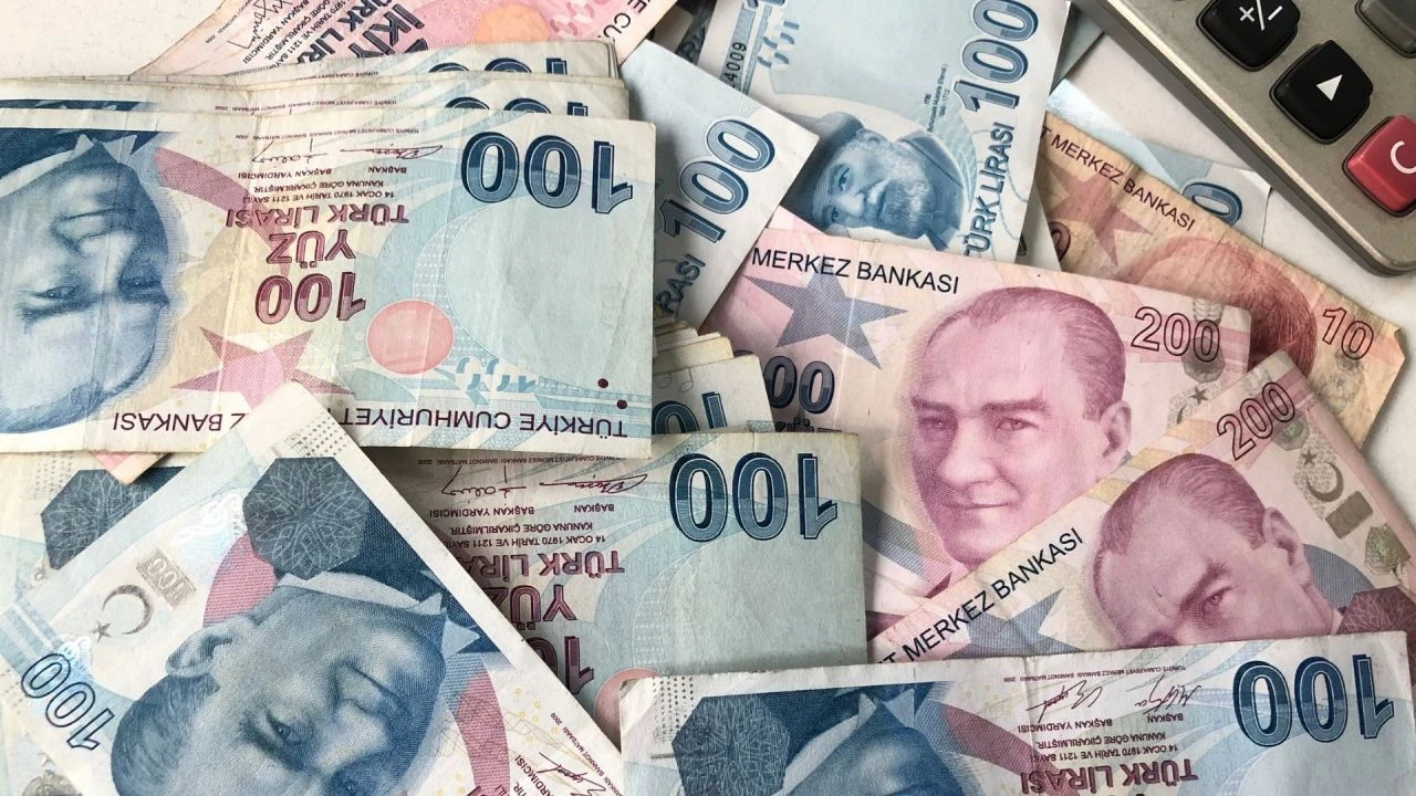 Sosyal Güvenlik Başuzmanı İsa Karakaş'tan asgari ücrete ara zam kulisi! Eylül ayını işaret etti