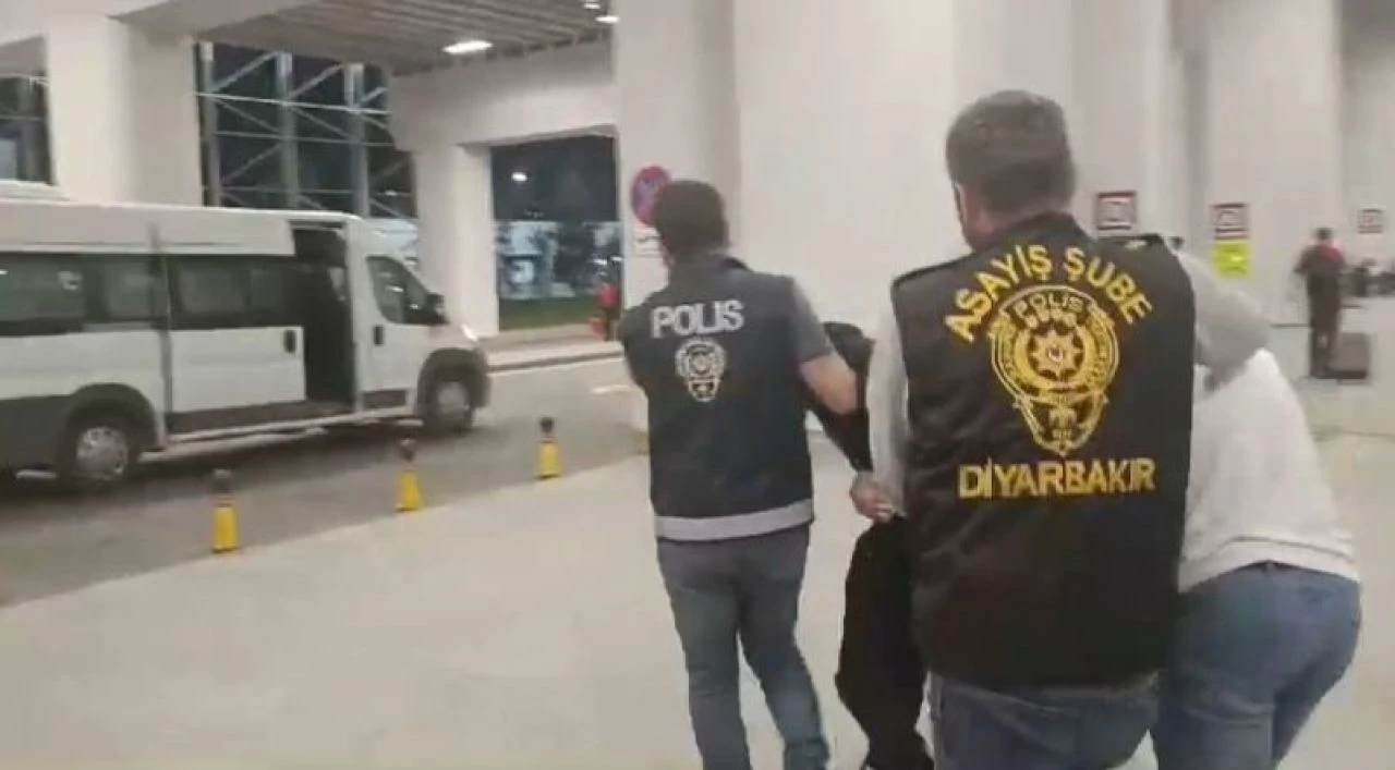 'Avans' çetesi yakayı ele verdi! İş arayanları