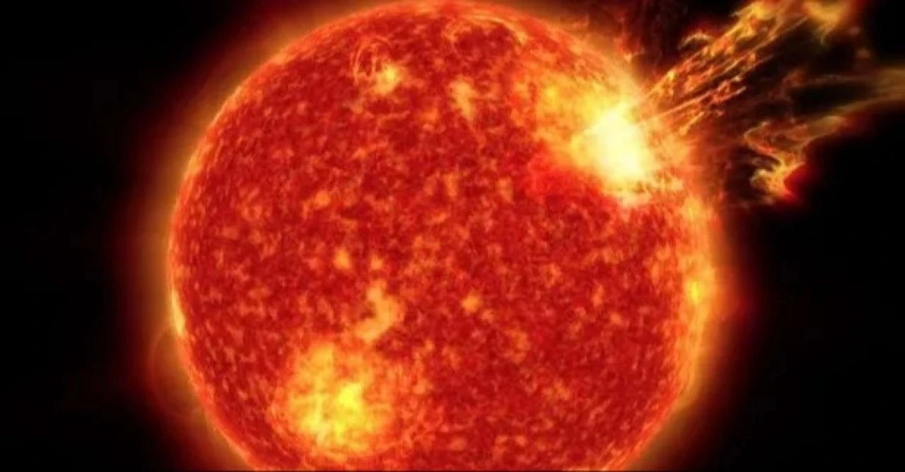 Bilim insanlarından acil uyarı: G4 şiddetinde jeomanyetik fırtına üç gün sürebilir!