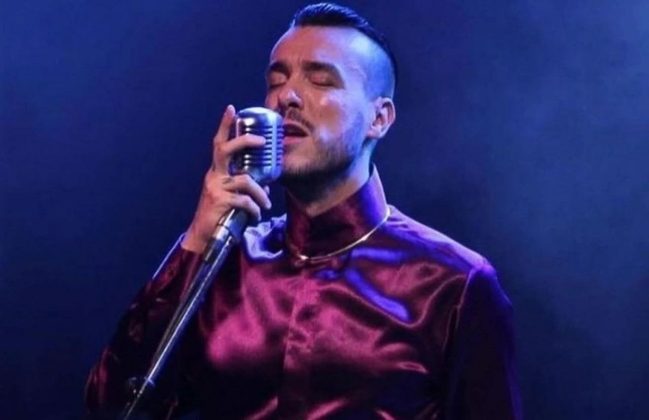 Cem Adrian Gazze için söyledi, Gazze için ağladı - 1. Resim