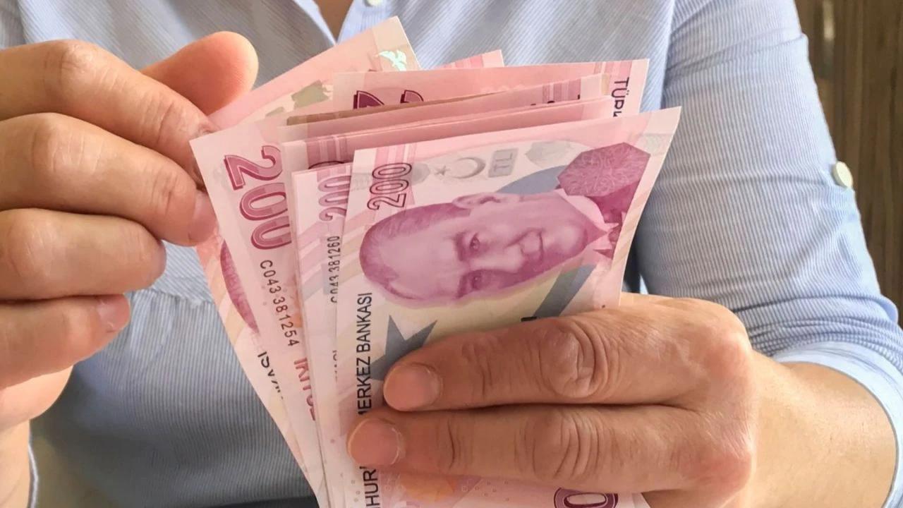 Emeklilere 3 bin TL'lik bayram ikramiyesi raporu! Son söz Cumhurbaşkanı Erdoğan'da - 1. Resim