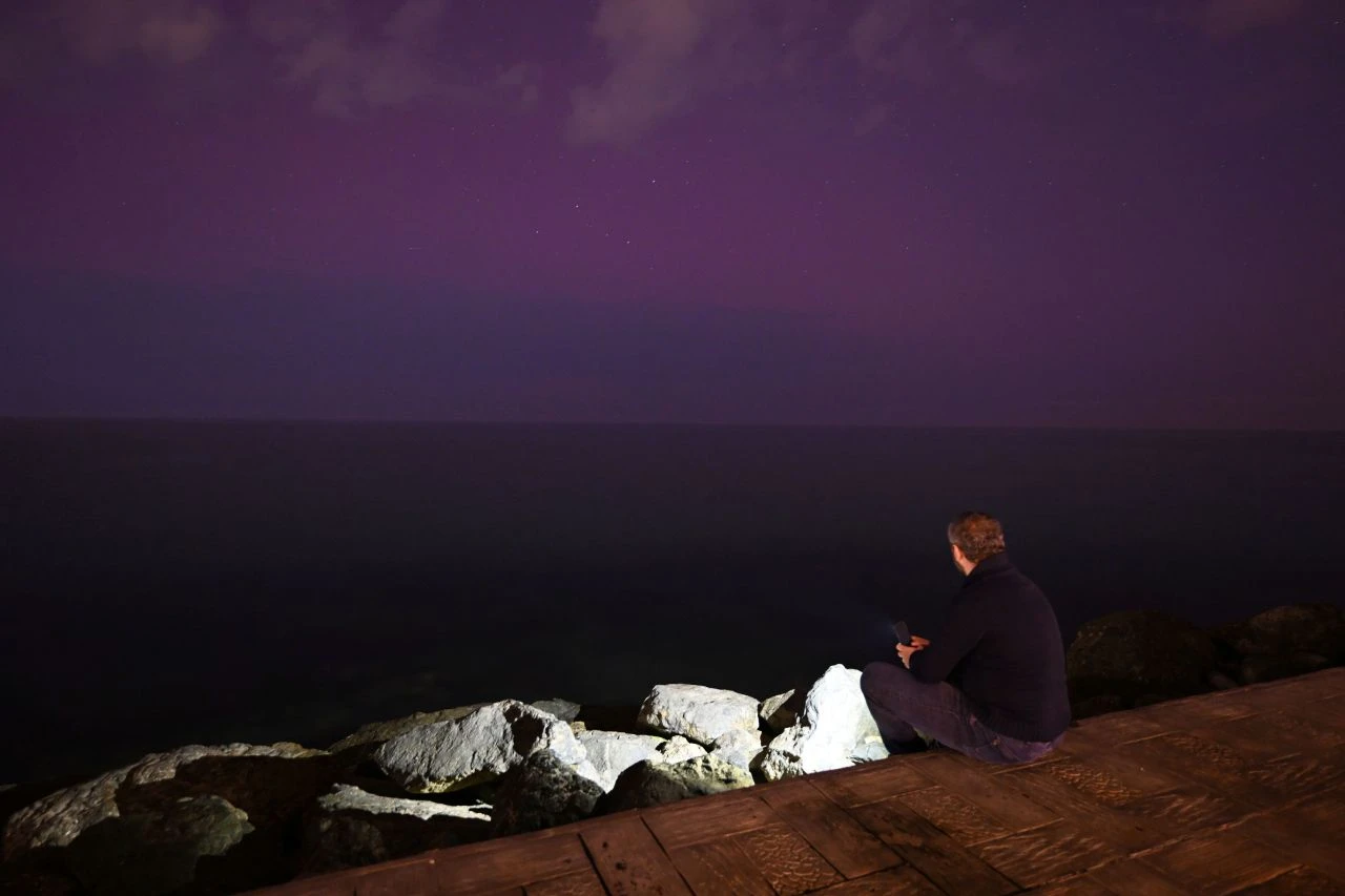 Kuzey Işıkları Türkiye'ye geldi! Trabzonluları heyecanlandıran görüntüler - 2. Resim