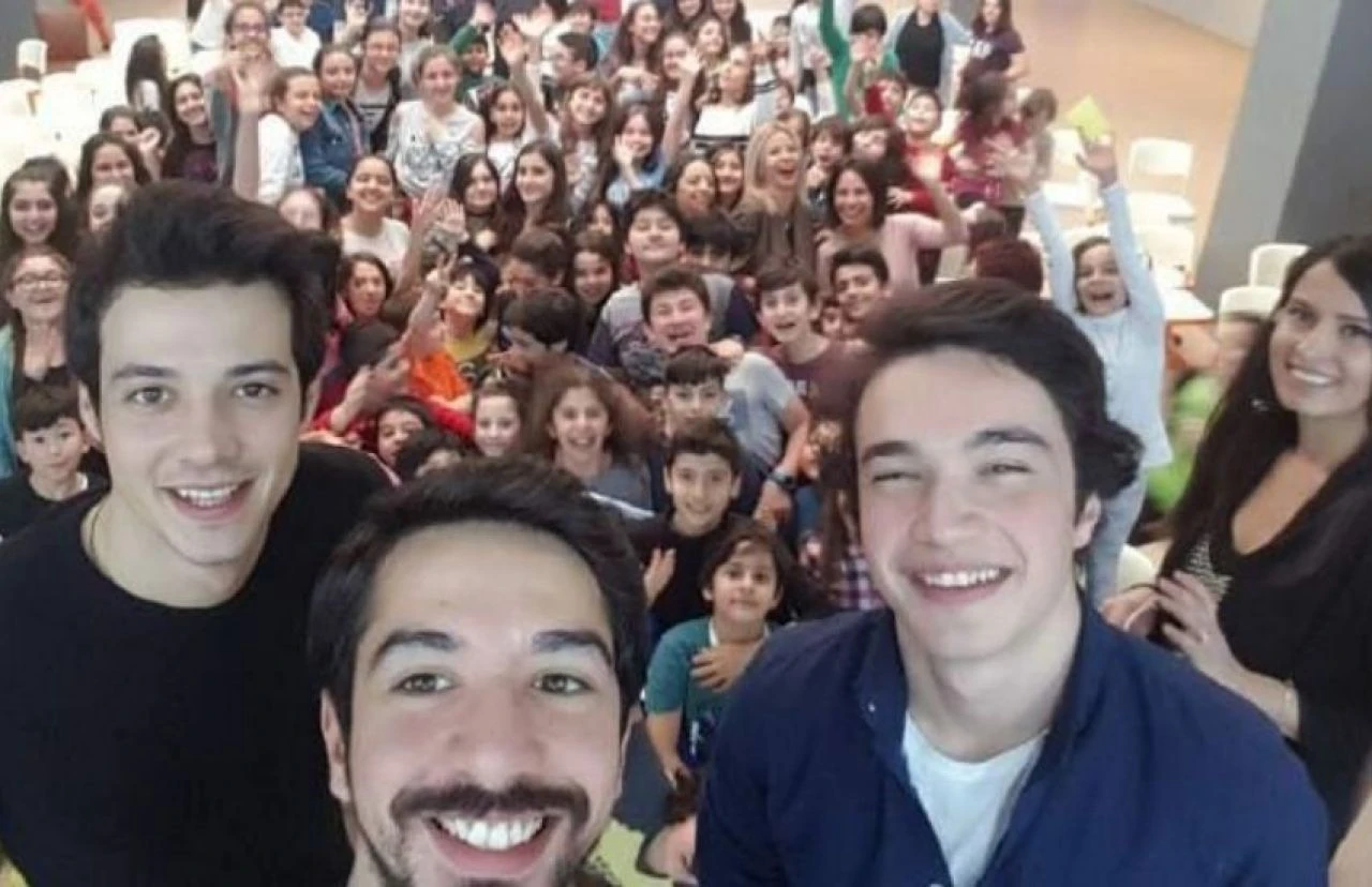 Mert Yazıcıoğlu doğum gününü kutladı! Karagül ekibi geceye akın etti