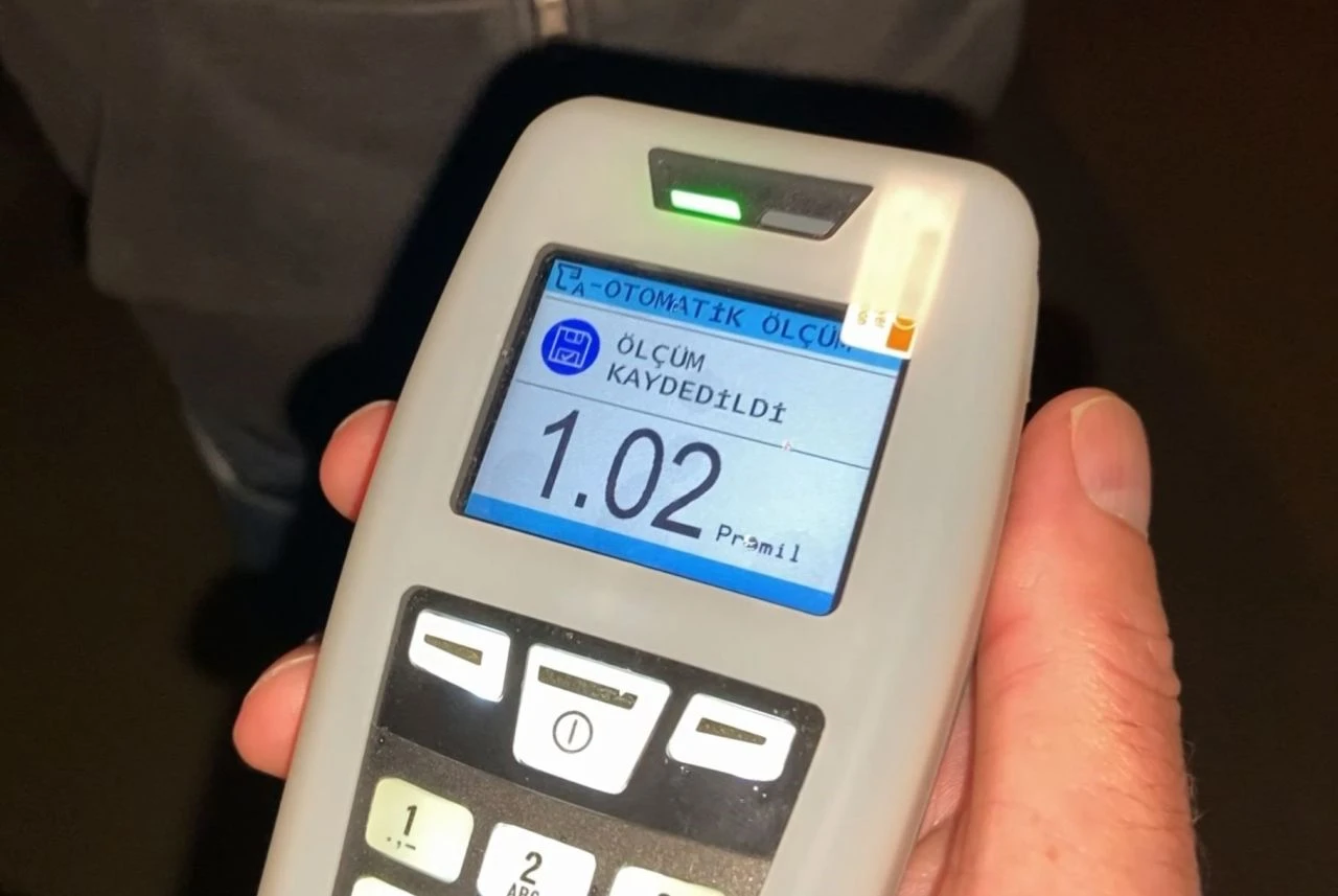 Alkollü sürücüden polise güldüren soru! - 2. Resim