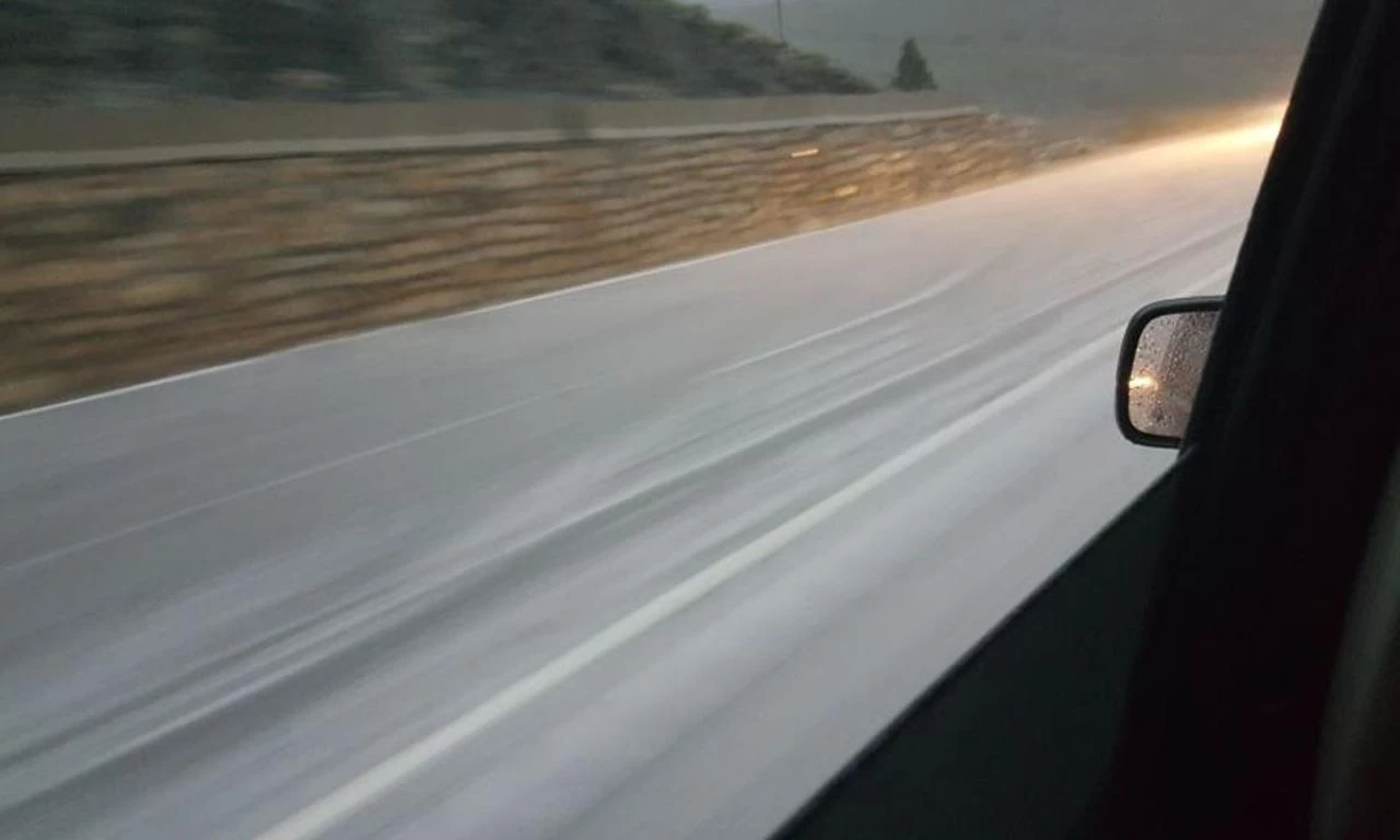 Dolu bir anda bastırdı, her yer bembeyaz oldu