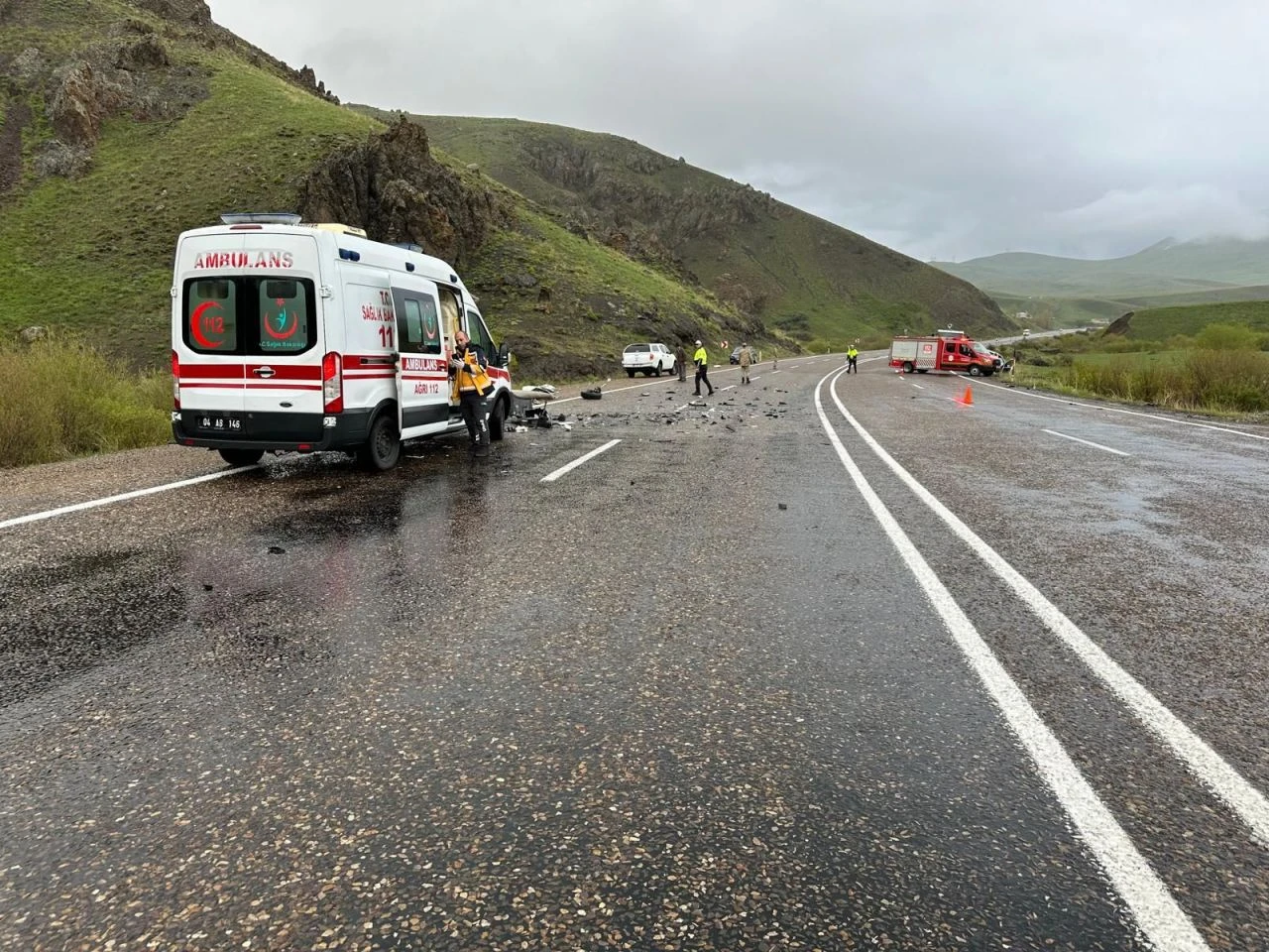 Ağrı'da korkunç kaza: 1'i bebek 2 kişi hayatını kaybetti - 1. Resim