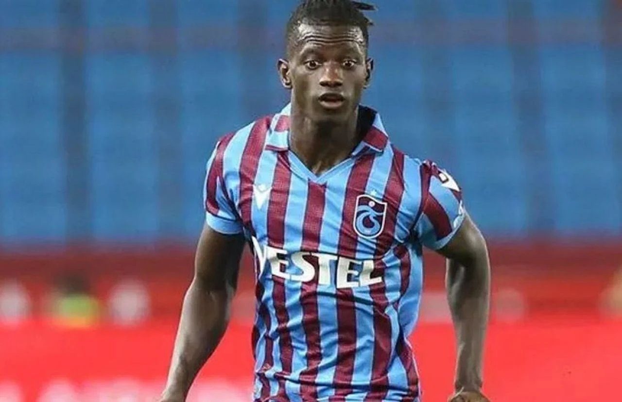 Başakşehir'den ayrılan Edgar Ie için skandal iddia: Takım ligden düşme tehlikesi yaşıyor - 2. Resim