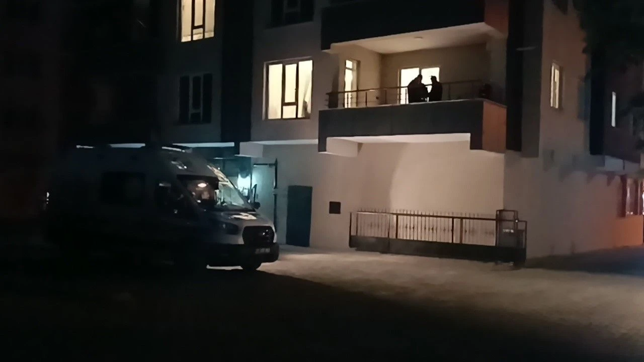 Gaziantep'te aile faciası: Cinnet getirdi eşini öldürdü, oğlu ve damadına ateş açtı