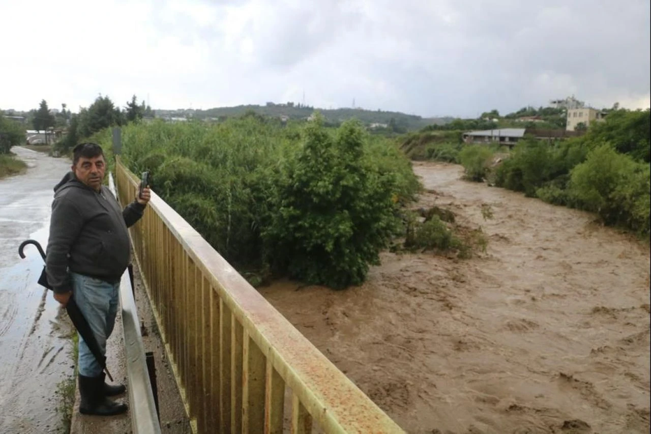 Hatay’ın Antakya ve Defne ilçelerinde okullar yoğun <a href=