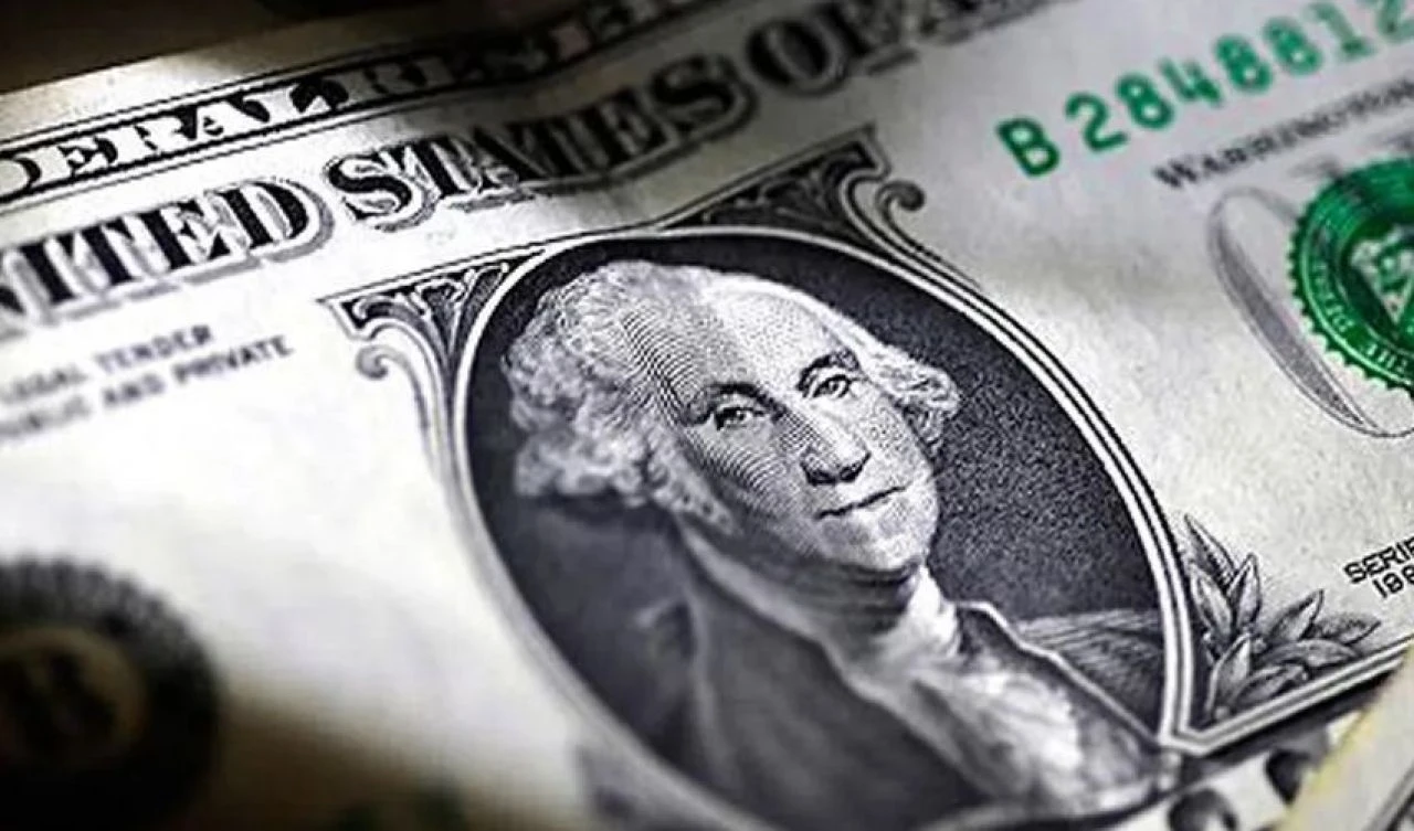 İngiliz merkezli bankadan dolar/TL tahmini geldi - 1. Resim