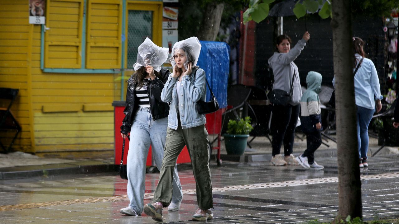 Meteoroloji&#039;den yeni hafta hava durumu raporu: 13 Mayıs haritasında 16 ile sarı kod