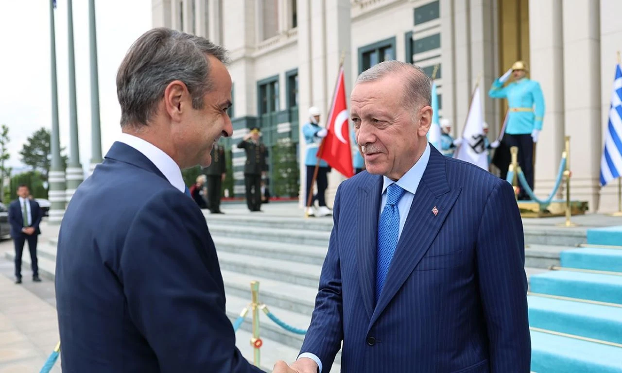 Son dakika! Cumhurbaşkanı Erdoğan-Miçotakis görüşmesi sona erdi