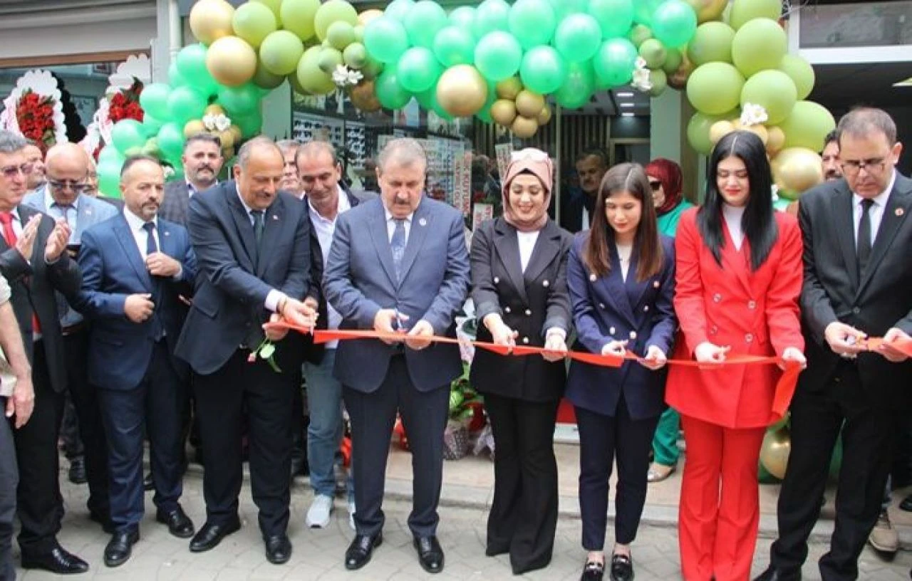 BBP lideri Destici'den vatandaşa söz: Vaatlerimizi 5 sene içinde gerçekleştireceğiz - 2. Resim