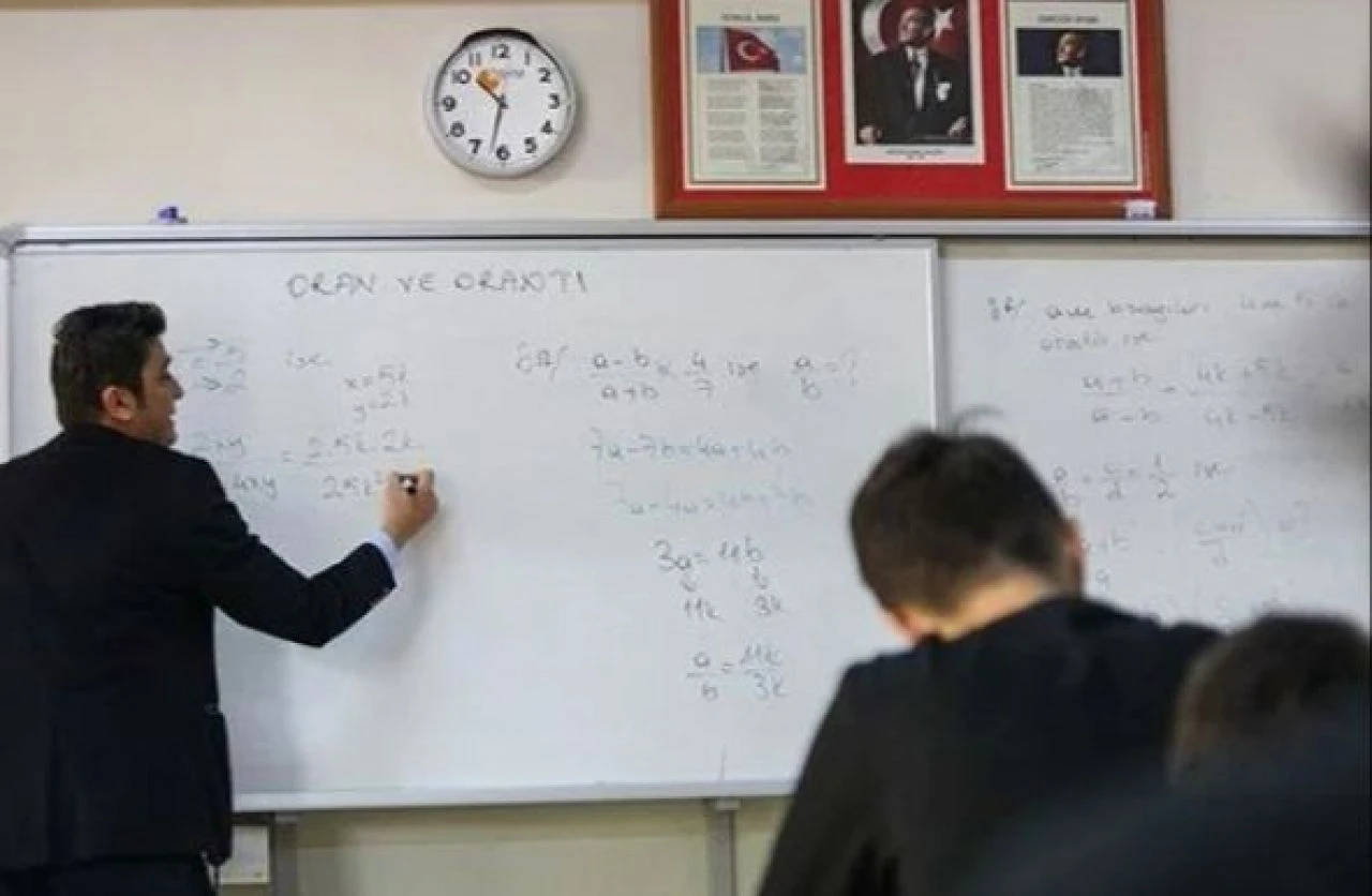 Öğretmenleri yakından ilgilendiren karar! Bakan Tekin resmen duyurdu  - 1. Resim