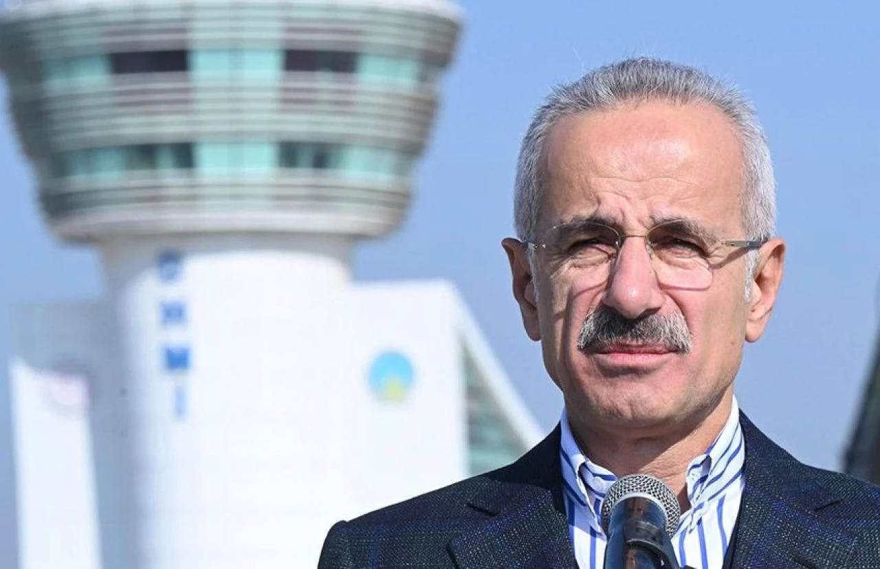 Bakan Uraloğlu Rize-Artvin Havalimanı’nın 2 yıllık istatistiklerini açıkladı: 2 yılda 2 milyona yakın yolcu