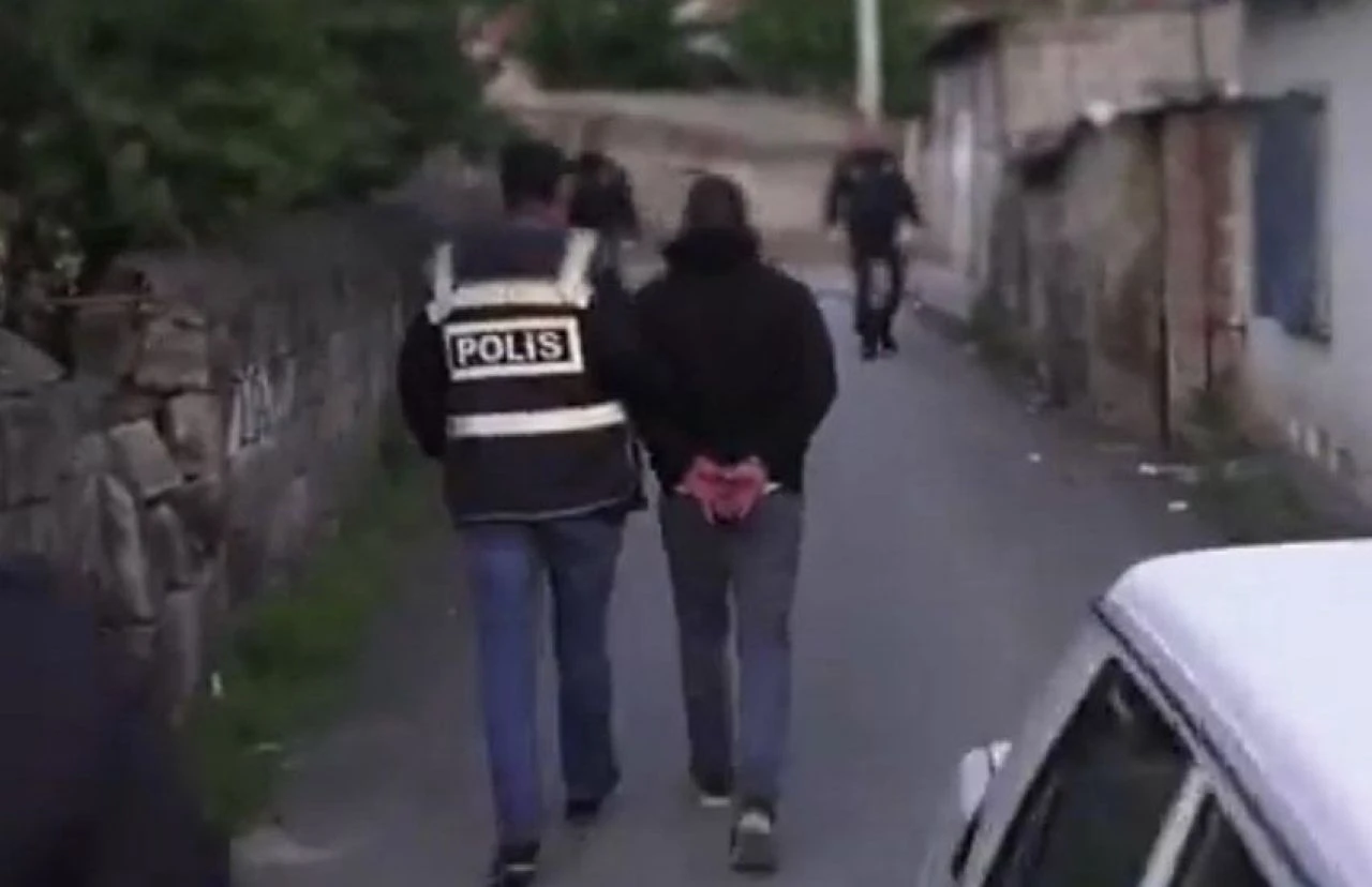 Kayseri'de aranan şahıslar yakalandı: 14 gözaltı