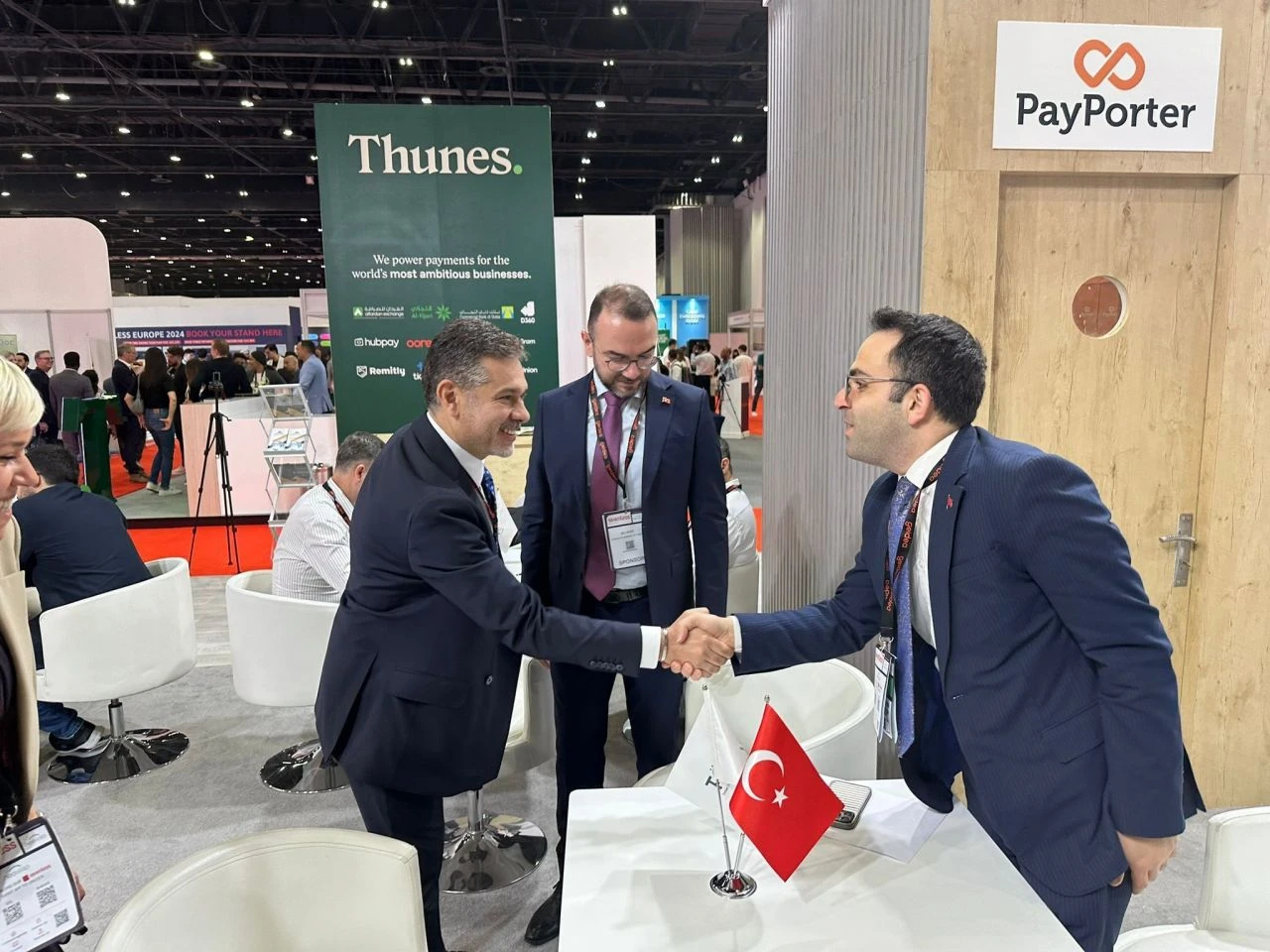 Seamless Dubai’de TÖDEB çıkarması! Türkiye fintek üssü olma hedefine ilerliyor