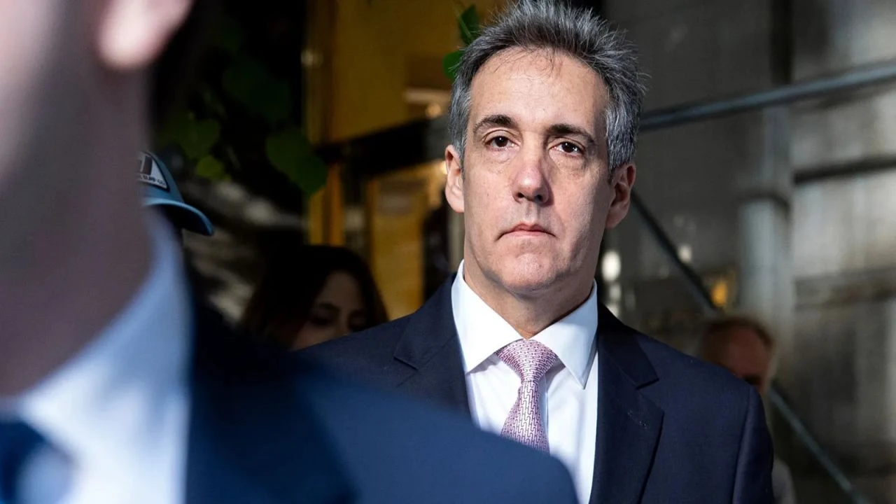 Trump'ın avukatı Cohen: Trump kültüne diz çökmüştüm - 1. Resim