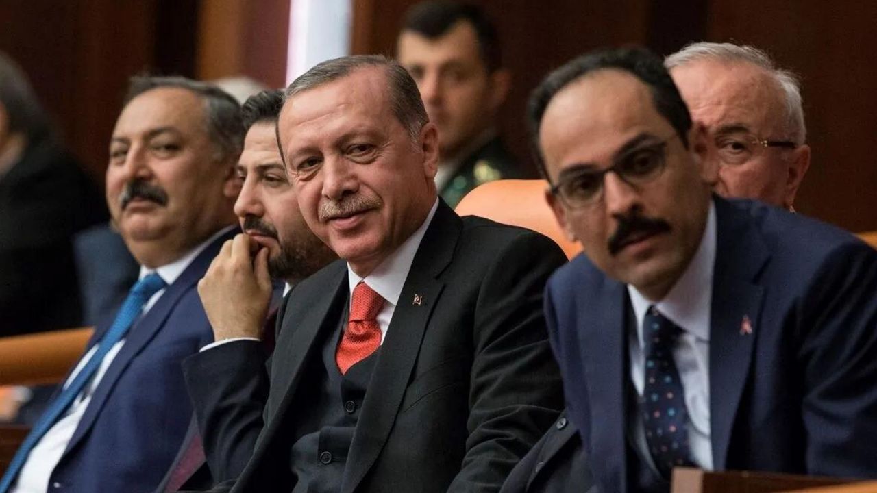 Türkiye güne &#039;darbe&#039; kelimesiyle uyandı! Cumhurbaşkanı Erdoğan ve MİT Başkanı İbrahim Kalın&#039;ın görüşmesinin arka planı