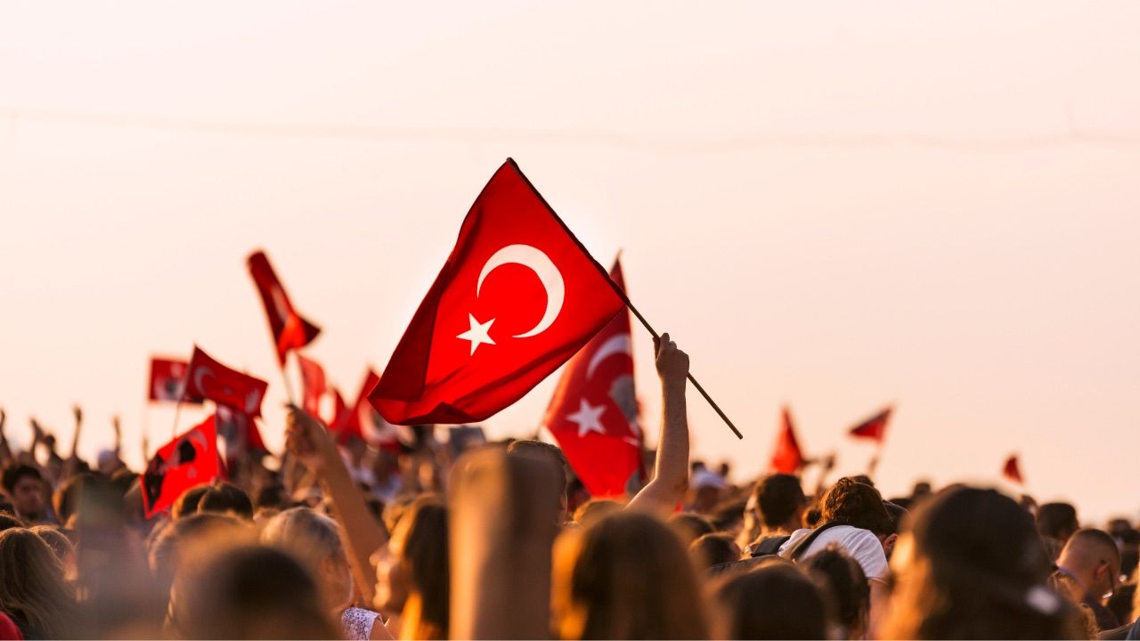 19 Mayıs Gençlik ve Spor Bayramı coşkusu ücretsiz konserlerle yaşanacak! Mersin ve Balıkesir etkinlik takvimi