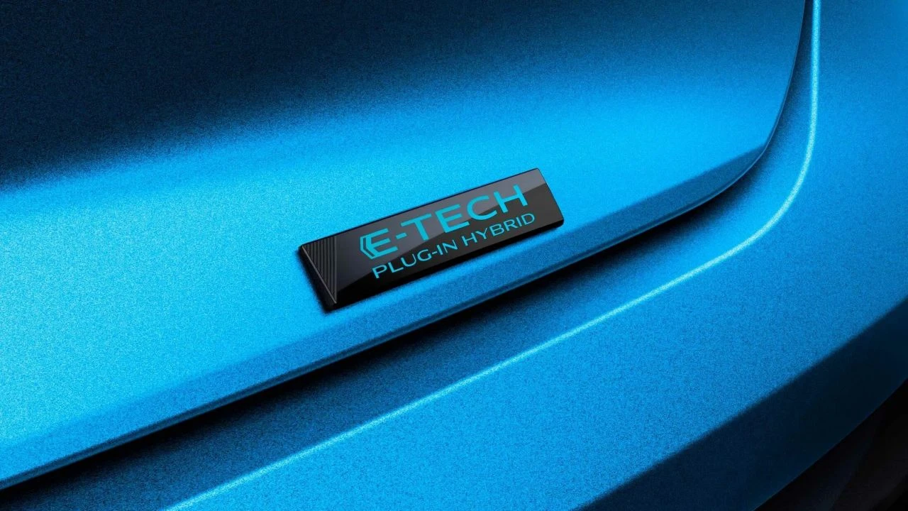 Renault, 300 beygirlik yeni E-Tech modelini tanıttı - 3. Resim