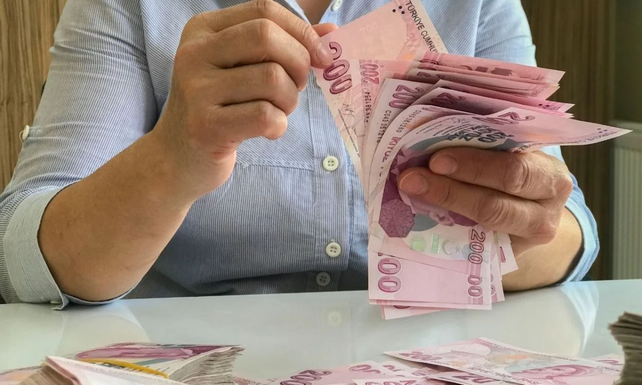 SGK duyurdu! Emekli, işsiz, engelli ve yaşlı çalıştıran işverene prim desteği verilecek - 1. Resim