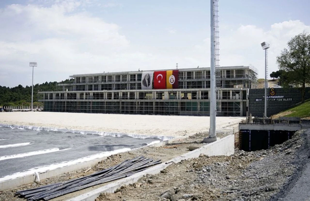 Galatasaray camiası, UEFA Kupası'nın yıl dönümünde Kemerburgaz'da buluştu