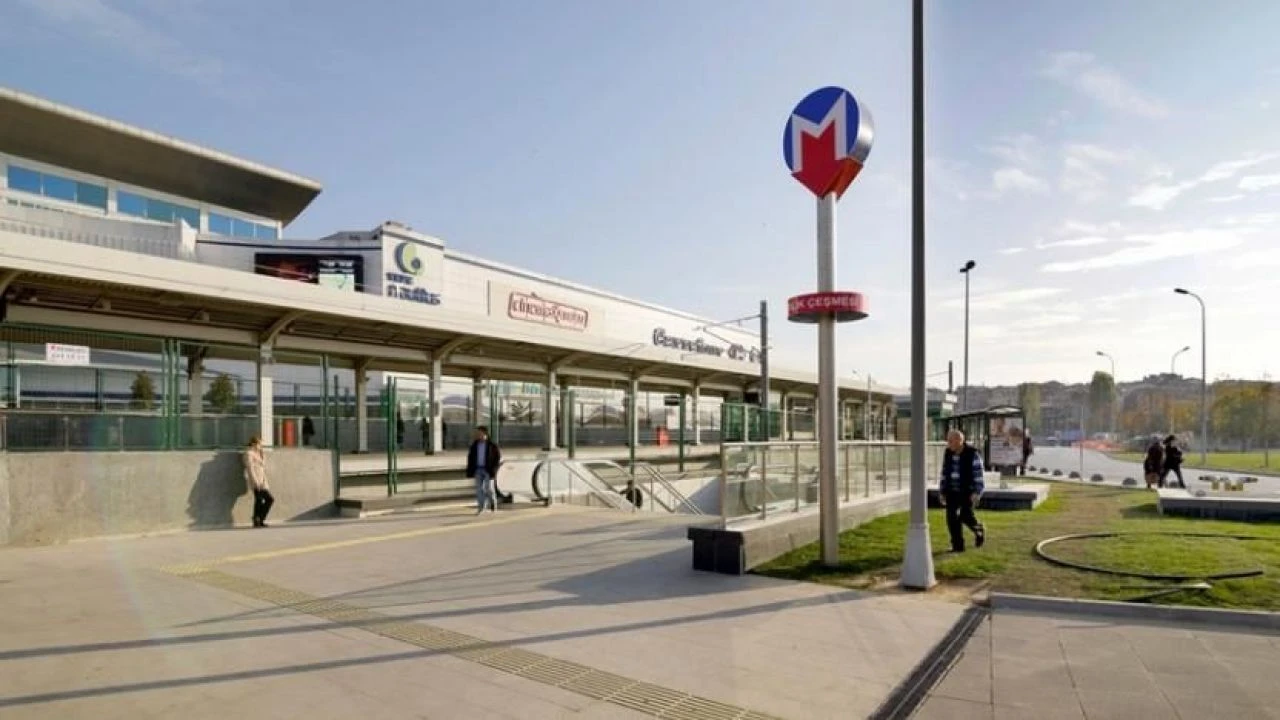 Marmaray Ayrılık Çeşmesi durağında seferler tek yönlü durduruldu