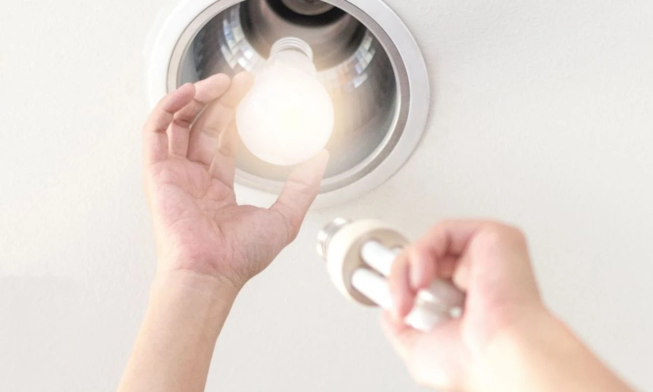 Memurlara tasarruf kısıtlaması devrede! Fazla mesai, çek, kupon ve nakit ödemeler kaldırıldı - 4. Resim