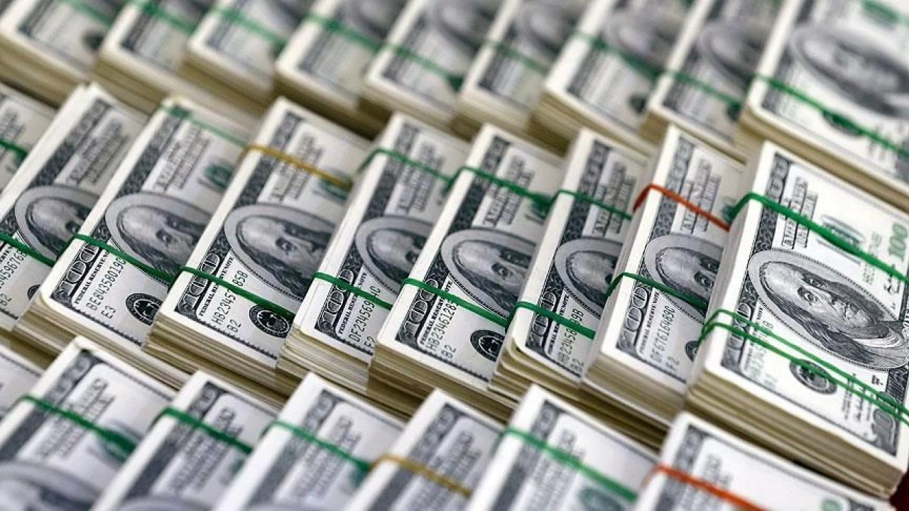 Merkez Bankası dolar tahminini 40 TL'den düşürdü! İşte 2024 sonu beklenen fiyat