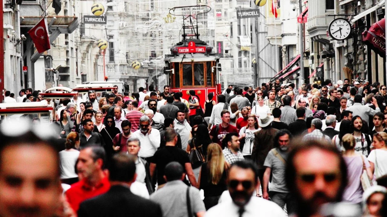 Nüfusun yüzde 15'i gençlerden oluşuyor! Türkiye, Avrupa'da  ilk sırada yer aldı