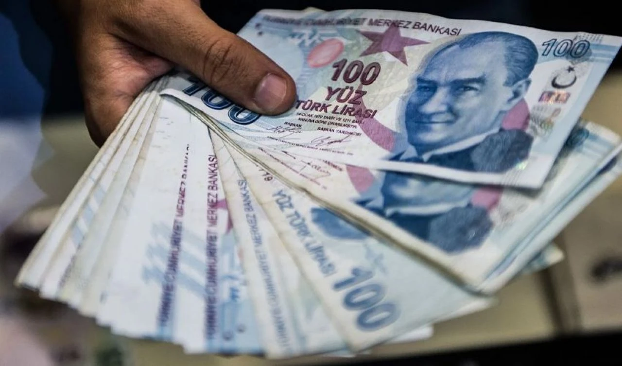 Asgari ücrete ara zamda un hesabı! Uzmanlardan "Zam değil, enflasyon farkı" çıkışı geldi - 2. Resim