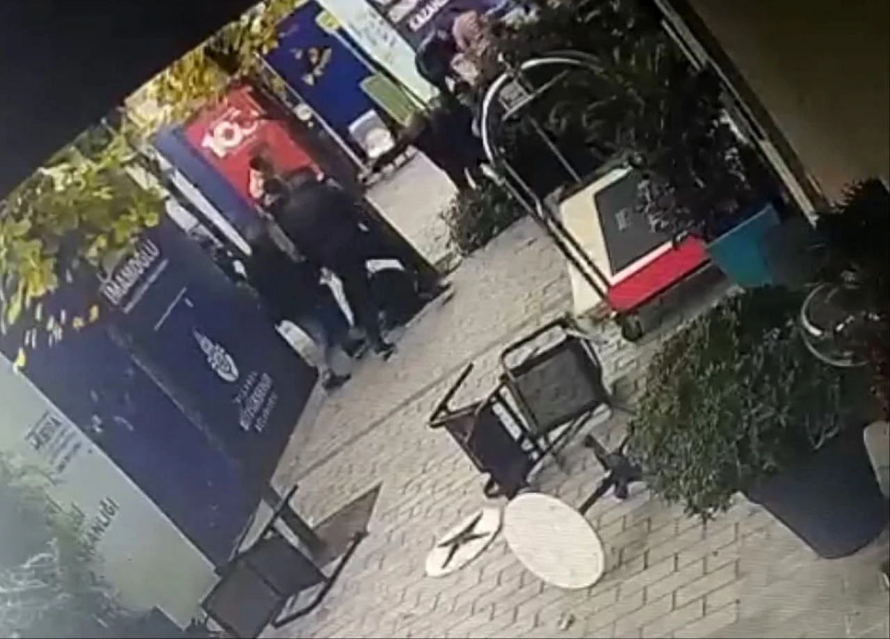 Bıçaklı avukat dehşeti: Kuzenini bıçakladı, üzerine mermer masa düştü