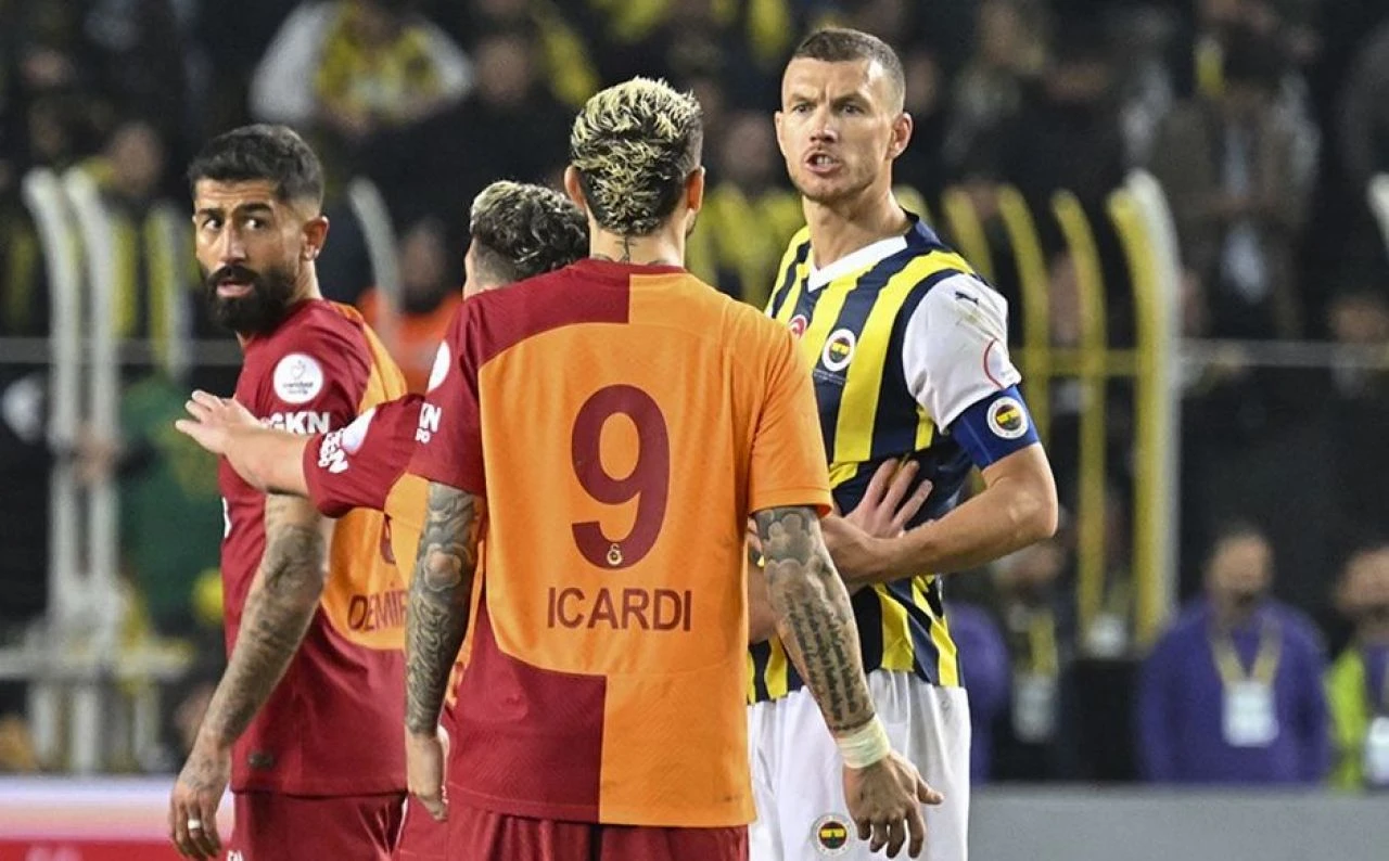 Derbi öncesi taraftarlara müjde! Galatasaray Fenerbahçe maçını şifresiz yayınlayacaklar - 1. Resim