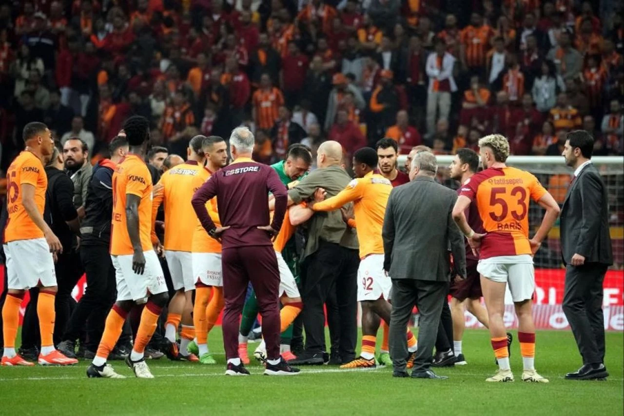 Galatasaray ligde 24 maç sonra yenildi