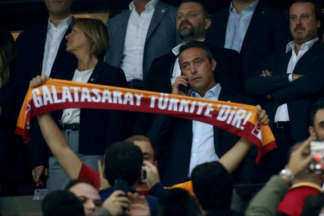Galatasaray taraftarından derbide Ali Koç'a göndermeli koreografi hazırlığı iddiası: Avrupa'yı inletecek - 2. Resim