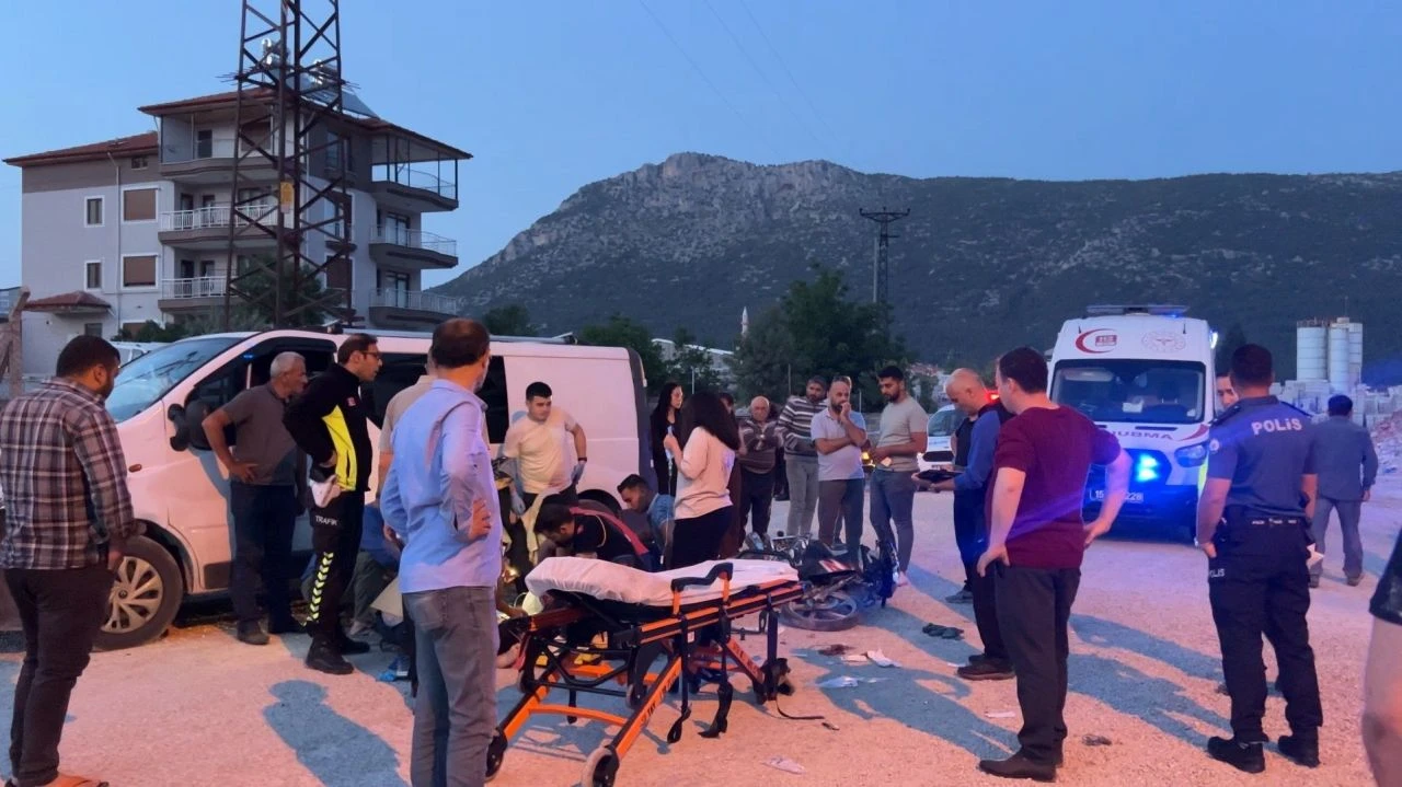 Motosiklet macerası 13 yaşındaki iki çocuğu ağır yaraladı - 2. Resim