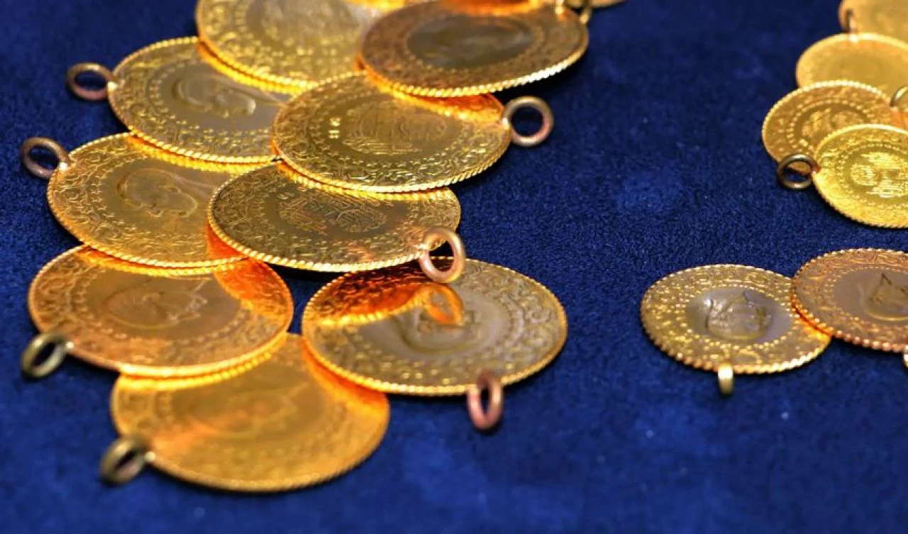 Altın ve gümüşte yeni rekorlar yolda! İslam Memiş Reisi'nin ölümü sonrası piyasaları yorumladı