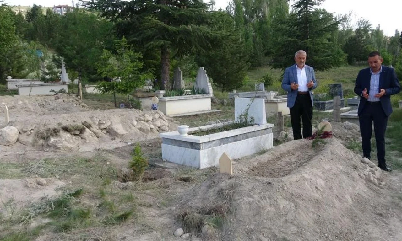 Anne ve kız feci şekilde can verdi! Yaşlı kadından geriye oksijen tüpü kaldı