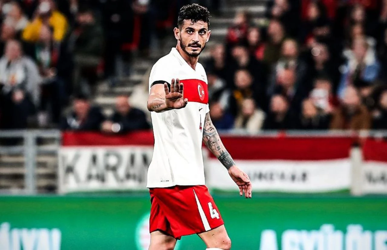 Panathinaikos'tan skandal karar! Atatürk paylaşımı yapan Samet Akaydin kadro dışı bırakıldı