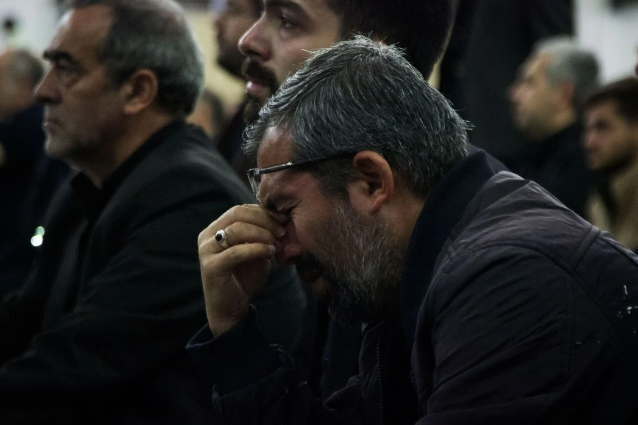Reisi için matem törenleri düzenlendi, sevenleri gözyaşı döktü - 2. Resim