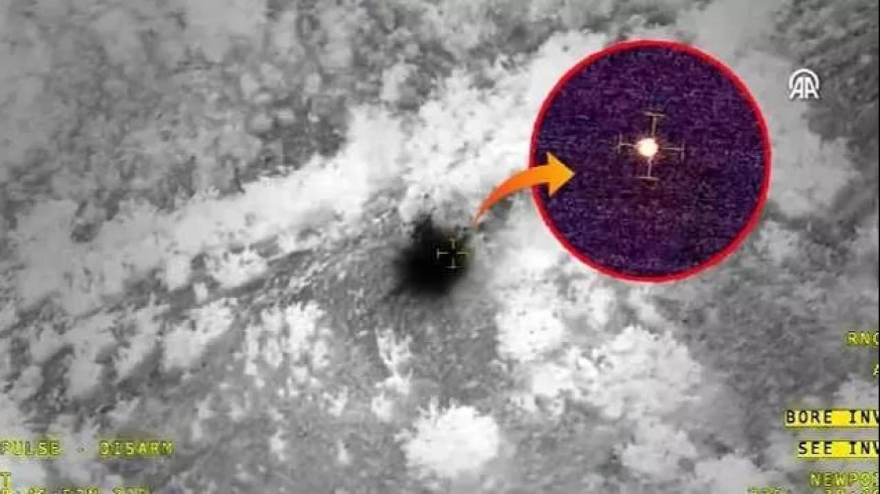 Reisi'nin ölümüne sebep olan helikopter Türkiye'nin de yüreğini yakmıştı! İlk düşüşü değil - 1. Resim