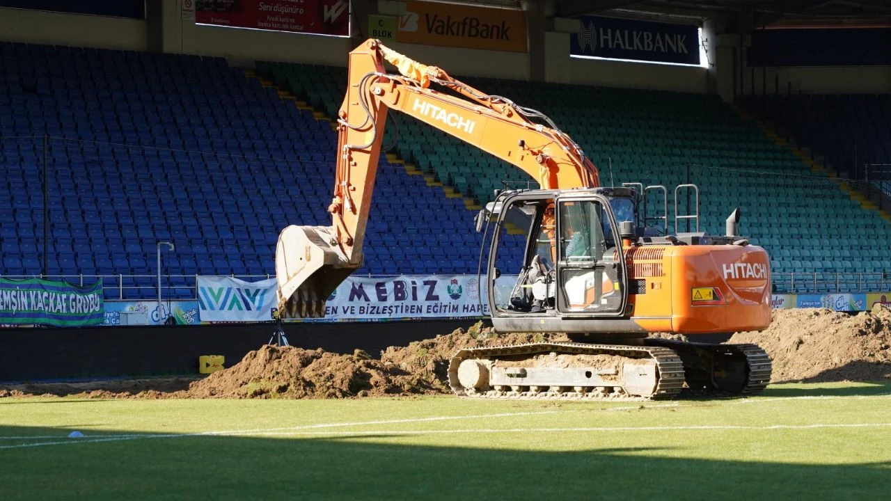 Rizespor saha zemininde yenilemeye gidiyor!