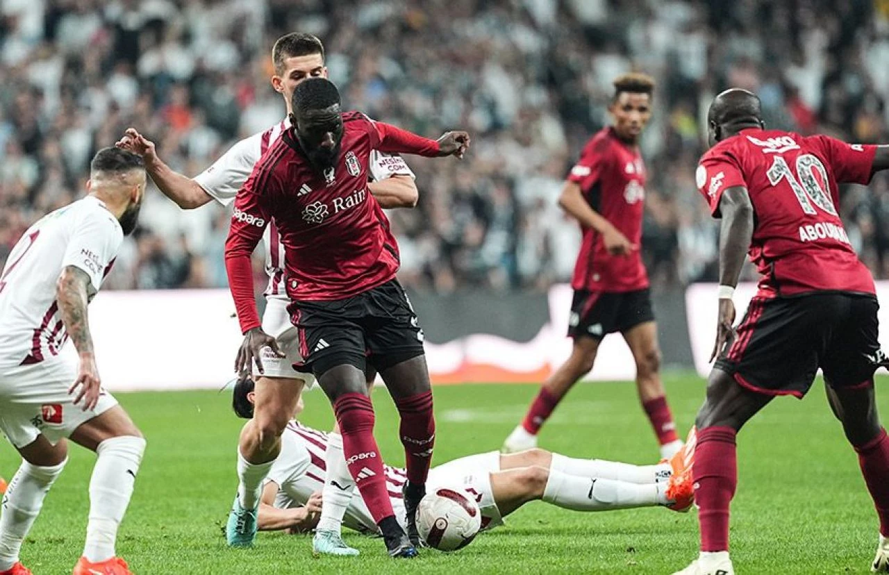 Süper Lig'de şampiyonluk düğümü çözülüyor! İşte son hafta maçları - 3. Resim