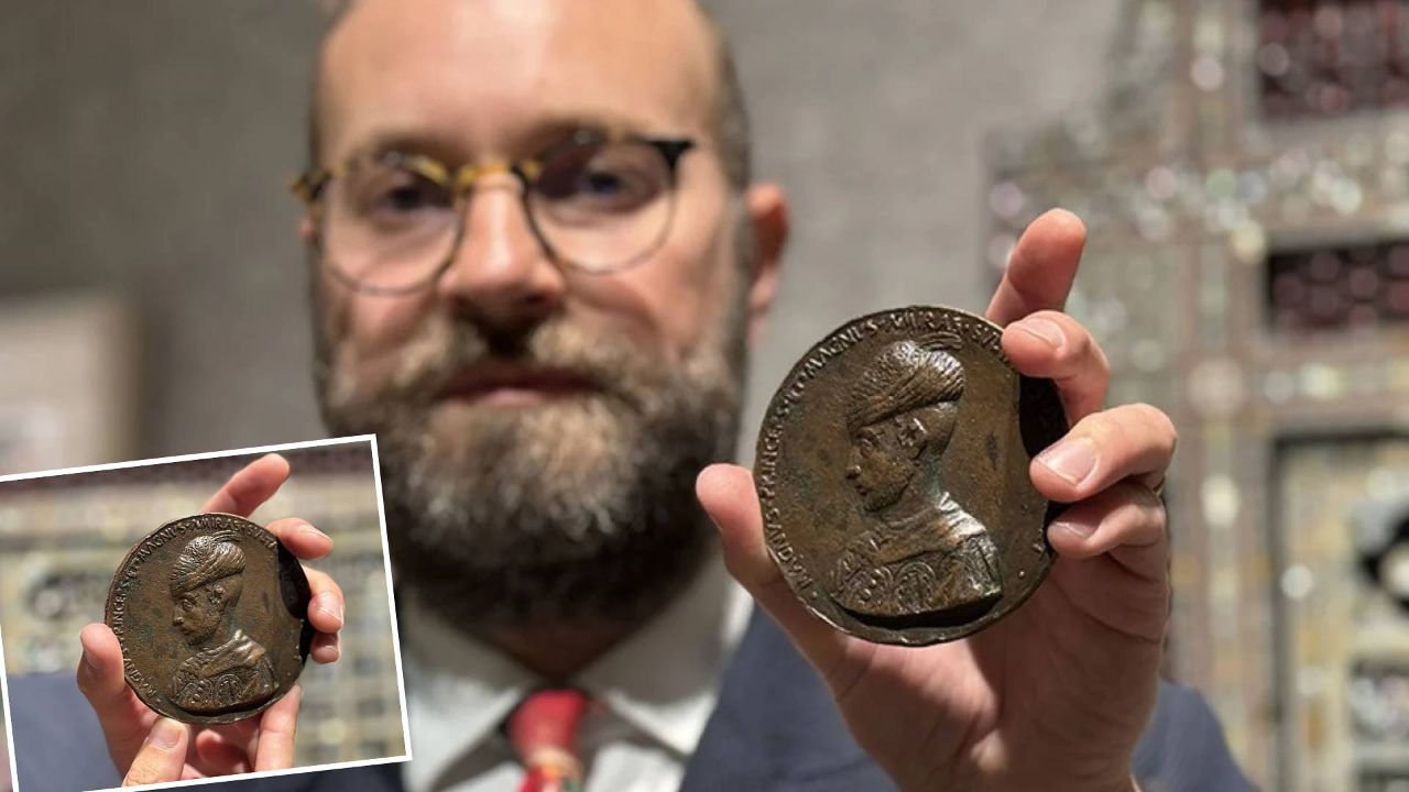 Fatih&#039;in tılsımlı madalyonuna rekor fiyat: Londra&#039;da alıcısını buldu