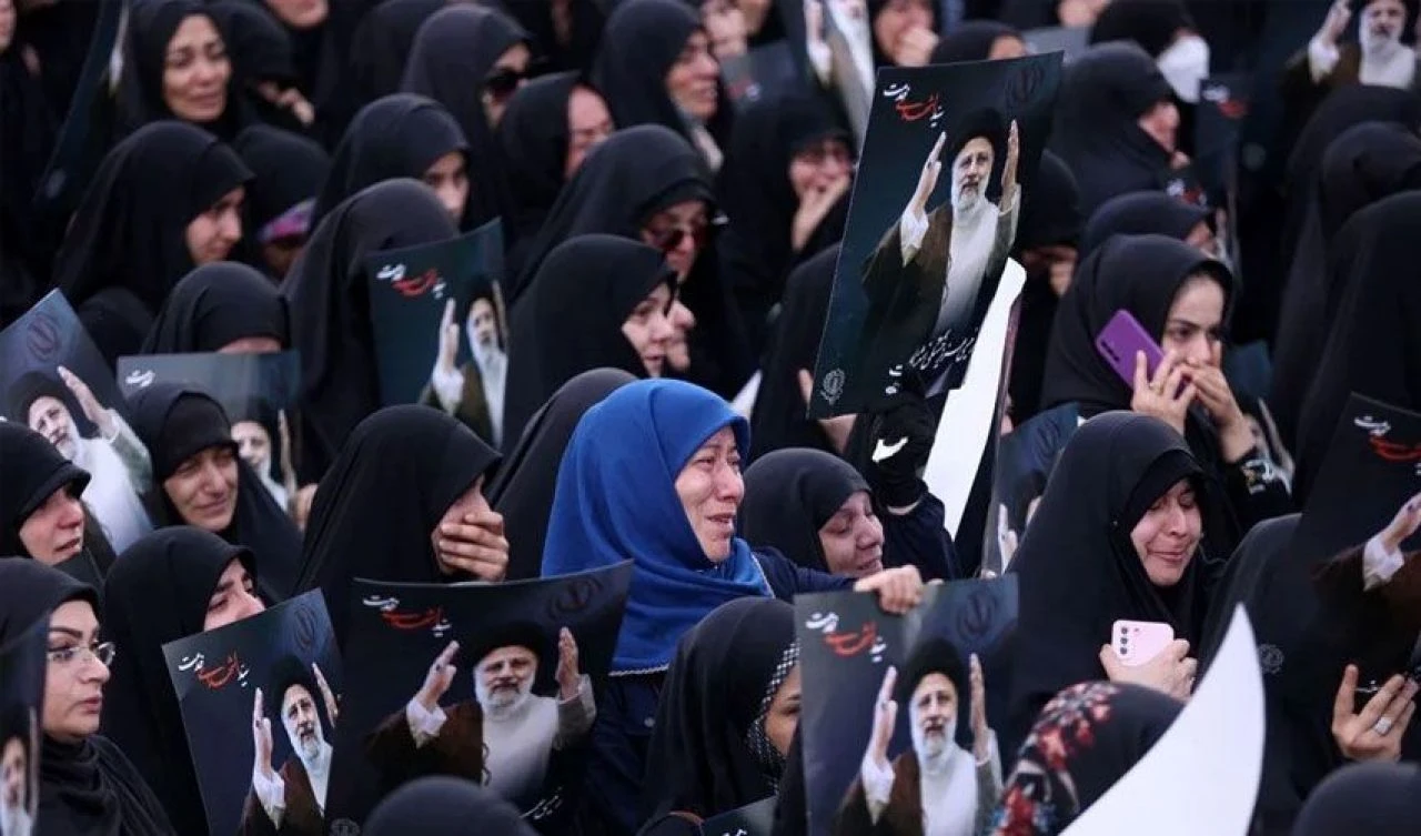 İran Cumhurbaşkanı Reisi için anma törenleri, ülke yasta... İşte son gelişmeler - 1. Resim