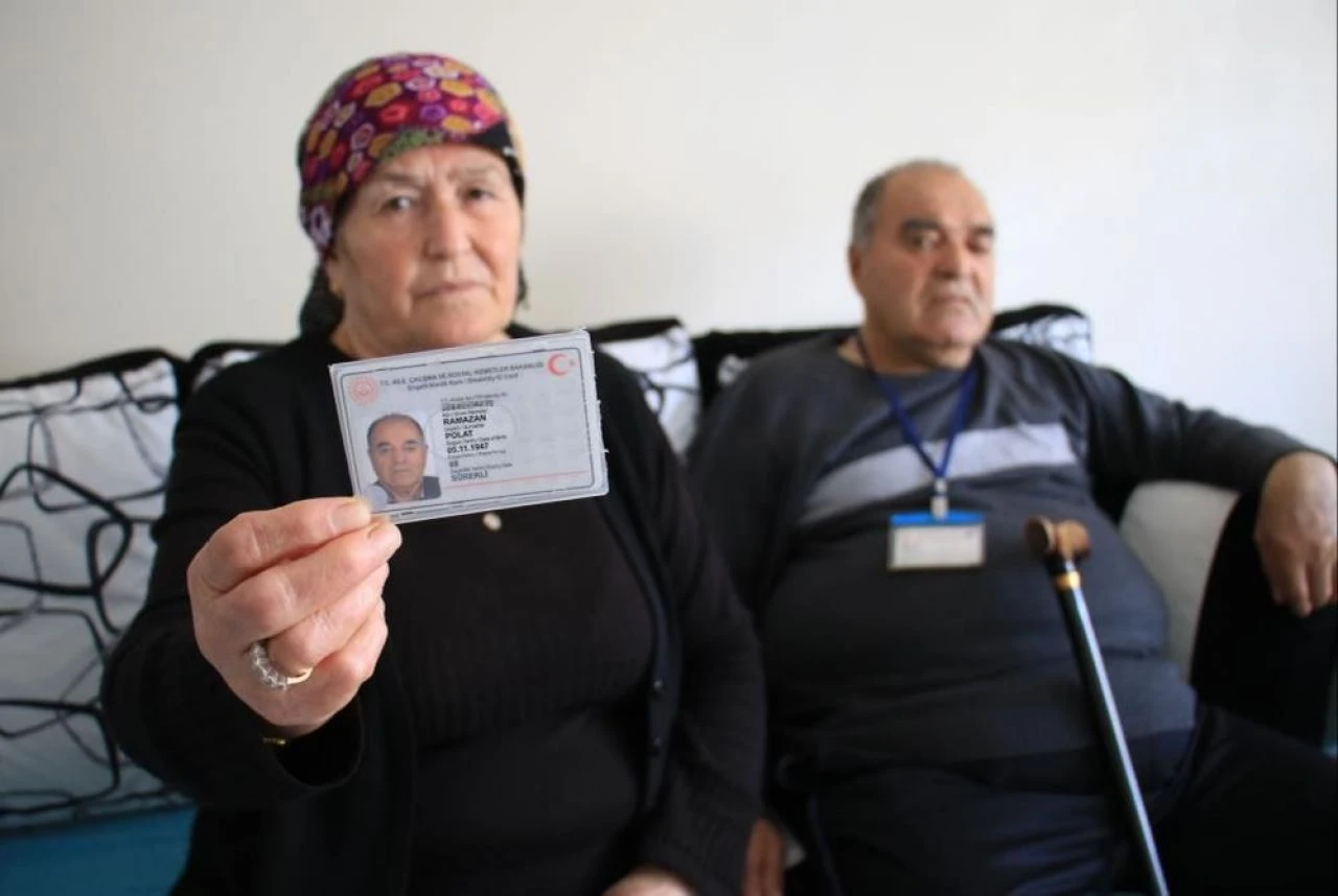 Okul müdürü ve oğlu otobüste saldırmıştı! Yaşlı adam hayatını kaybetti - 1. Resim