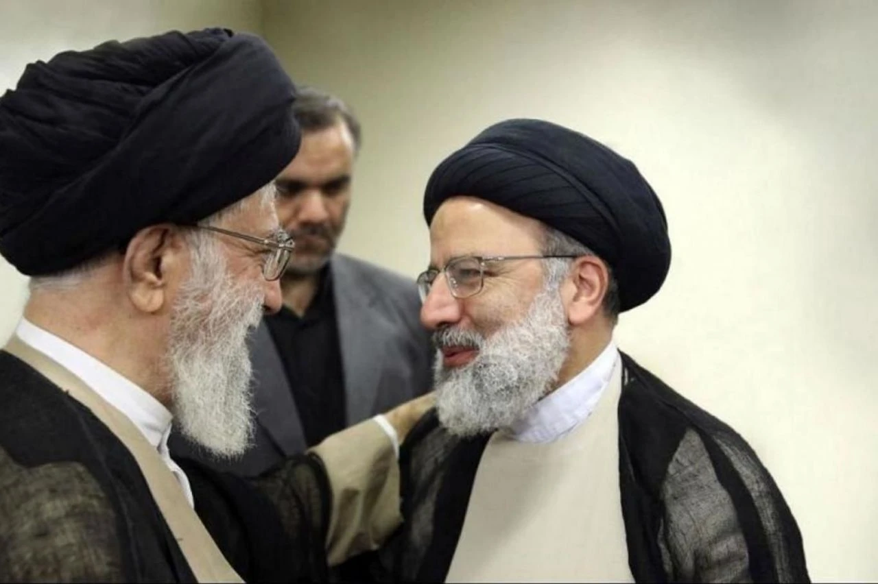 Orta Doğu'daki en güçlü pozisyon için taht oyunları! İran'da Hamaney'in yerini alabilecek isimler